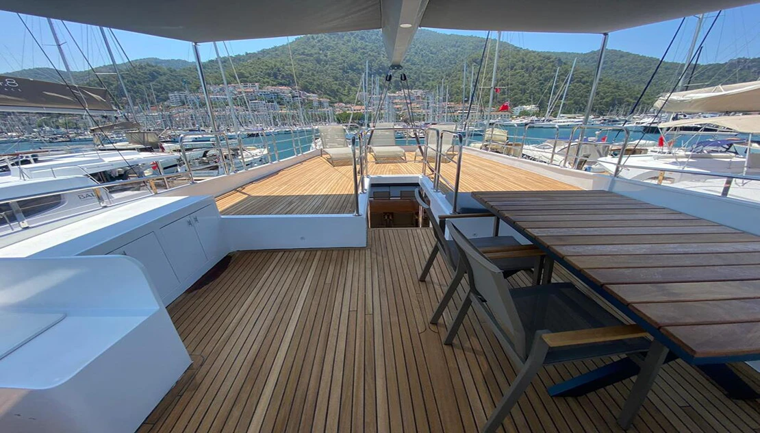 deck